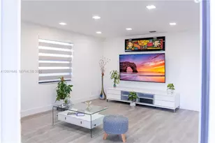308 NW 2nd Ave, Hallandale Beach, FL 33009 - Photo 4