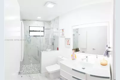 308 NW 2nd Ave, Hallandale Beach, FL 33009 - Photo 38