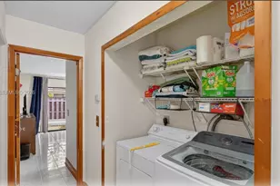 7010 SW 103rd Pl, Miami, FL 33173 - Photo 14