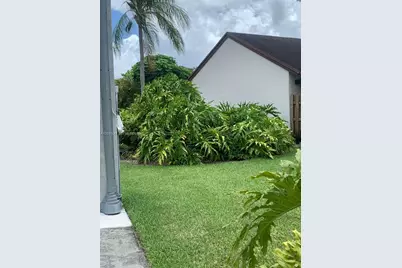 7010 SW 103rd Pl, Miami, FL 33173 - Photo 26