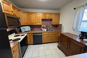 7010 SW 103rd Pl, Miami, FL 33173 - Photo 32