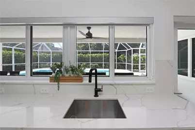 1220 Azalea Cres, Hollywood, FL 33019 - Photo 20