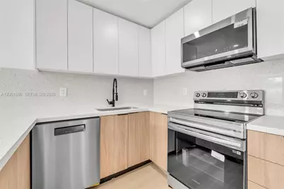 1611 NE 50th Ct #2, Fort Lauderdale, FL 33334 - Photo 6