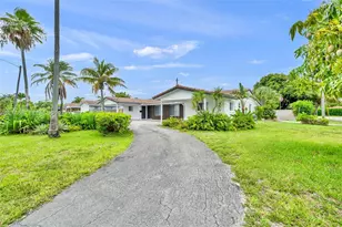 1611 NE 50th Ct, Fort Lauderdale, FL 33334 - Photo 14