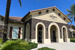 8913 W 35th Way, Hialeah, FL 33018 - Photo 20