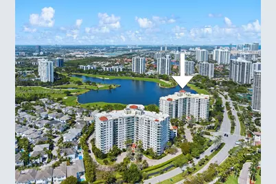 20000 E Country Club Dr #314, Aventura, FL 33180 - Photo 6