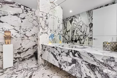 1300 Monad Ter #11E, Miami Beach, FL 33139 - Photo 18