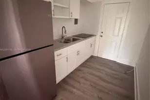 7701 NE 3rd Ct, Miami, FL 33138 - Photo 4