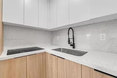 1611 NE 50th Ct #3, Fort Lauderdale, FL 33334 - Photo 4