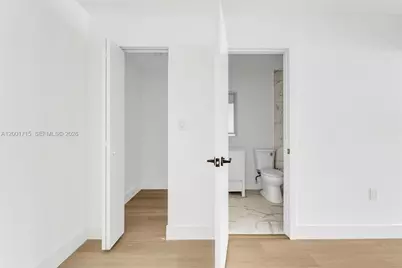 1611 NE 50th Ct #4, Fort Lauderdale, FL 33334 - Photo 8