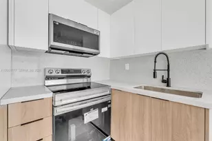 1611 NE 50th Ct, Fort Lauderdale, FL 33334 - Photo 4