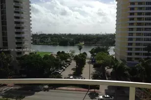5555 Collins Ave, Miami Beach, FL 33140 - Photo 10