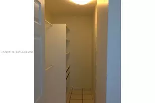 5555 Collins Ave, Miami Beach, FL 33140 - Photo 8
