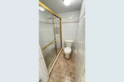 2025 NE 164th St #616, North Miami Beach, FL 33162 - Photo 2