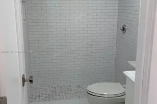 2900 NE 30th St, Fort Lauderdale, FL 33306 - Photo 20