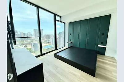 20 NE 11th St #2809, Miami, FL 33132 - Photo 10