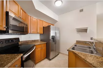 357 Almeria Ave #1507, Coral Gables, FL 33134 - Photo 6