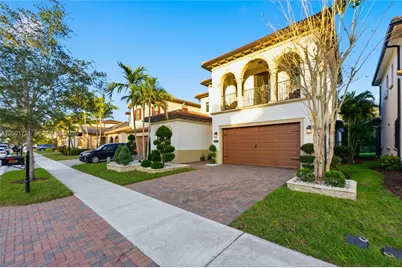 9220 E Meridian Dr, Parkland, FL 33076 - Photo 2