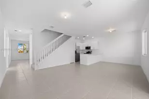 715 SE 15th St, Homestead, FL 33034 - Photo 10