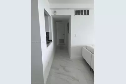 100 Bayview Dr #1006, Sunny Isles Beach, FL 33160 - Photo 14