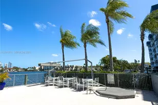 16565 NE 26th Ave, North Miami Beach, FL 33160 - Photo 24