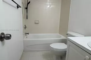 1300 NE 109th St, Miami, FL 33161 - Photo 8