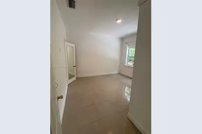 1560 NW 25th Ave #1, Miami, FL 33125 - Photo 18