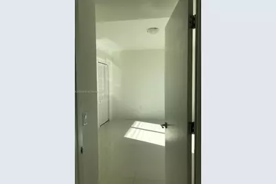 7875 NW 107th Ave #619, Doral, FL 33178 - Photo 12