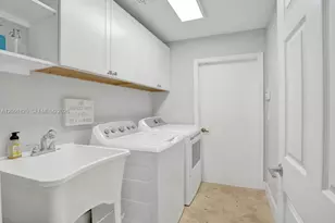 9724 NW 66th Pl, Parkland, FL 33076 - Photo 16