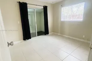 131 NW 57th St, Oakland Park, FL 33309 - Photo 8