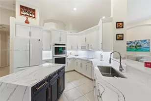 6113 NW 53rd Cir, Coral Springs, FL 33067 - Photo 16