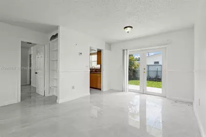 7491 Hope St, Hollywood, FL 33024 - Photo 8