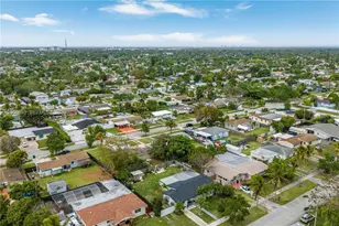 9771 Martinique Dr, Cutler Bay, FL 33189 - Photo 26