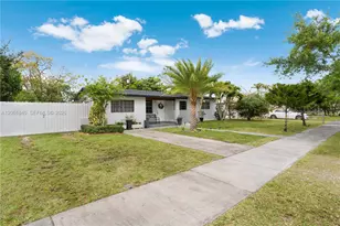 9771 Martinique Dr, Cutler Bay, FL 33189 - Photo 22