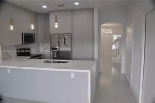 8261 NW 107 Ct, Doral, FL 33178 - Photo 12