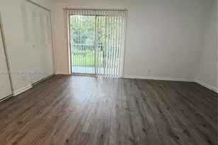 800 SW 131st Ave, Pembroke Pines, FL 33027 - Photo 10