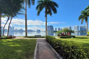 3600 Mystic Pointe Dr, Aventura, FL 33180 - Photo 20