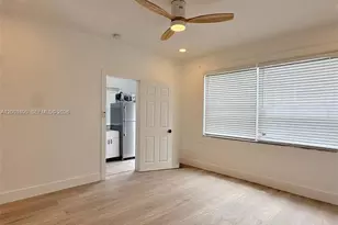 12906 NE 6th Ave, North Miami, FL 33161 - Photo 16
