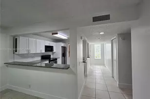 310 Racquet Club Rd, Weston, FL 33326 - Photo 2