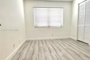6109 NW 171st St, Hialeah, FL 33015 - Photo 16