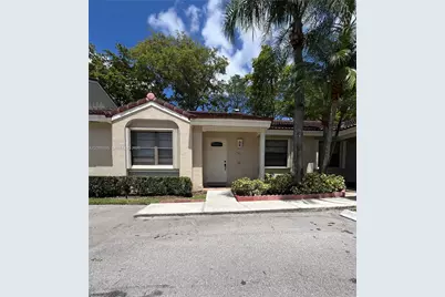 6109 NW 171st St, Hialeah, FL 33015 - Photo 1
