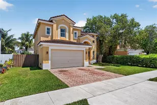 11007 SW 243rd Ln, Homestead, FL 33032 - Photo 4