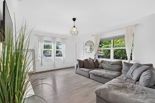 2940 SW 25th Ter, Miami, FL 33133 - Photo 2