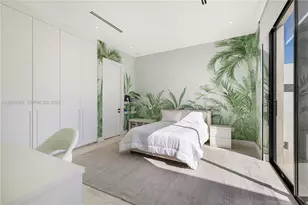707 NE 77th St, Miami, FL 33138 - Photo 28