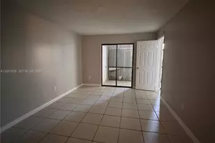 910 Constitution Dr, Homestead, FL 33034 - Photo 10