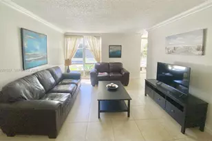 210 172nd St, Sunny Isles Beach, FL 33160 - Photo 10