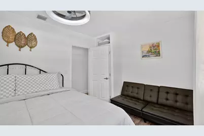1121 NE 211th St, Miami, FL 33179 - Photo 20