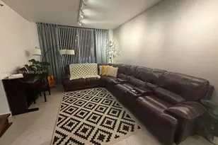 9725 NW 52nd St, Doral, FL 33178 - Photo 22