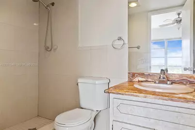 3100 N Palm Aire Dr #703, Pompano Beach, FL 33069 - Photo 10