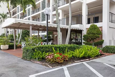 3100 N Palm Aire Dr #703, Pompano Beach, FL 33069 - Photo 26
